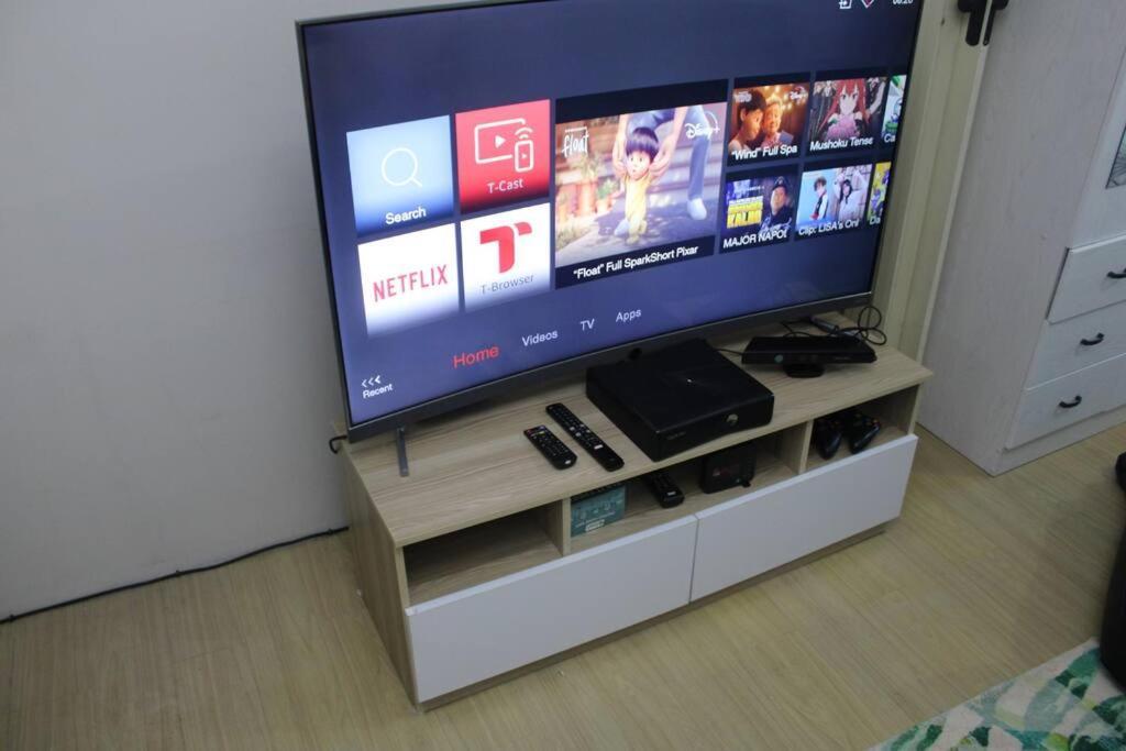 Huge A2J Executive Luxury 1Br Suite Near Abs Cbn, Gma Manila Exteriör bild