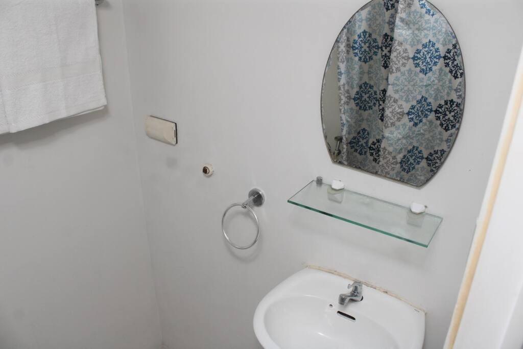 Huge A2J Executive Luxury 1Br Suite Near Abs Cbn, Gma Manila Exteriör bild