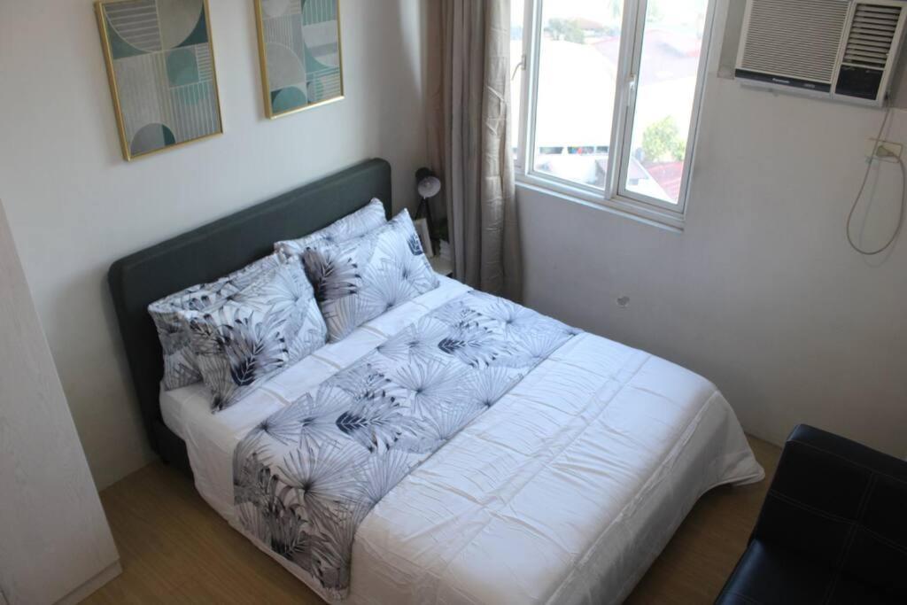 Huge A2J Executive Luxury 1Br Suite Near Abs Cbn, Gma Manila Exteriör bild