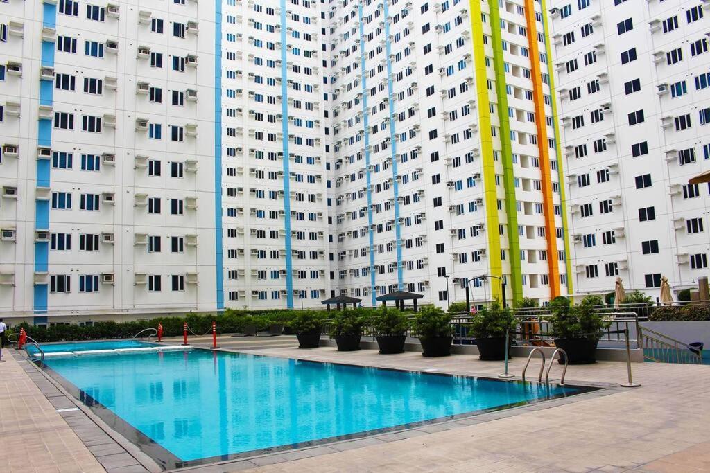 Huge A2J Executive Luxury 1Br Suite Near Abs Cbn, Gma Manila Exteriör bild