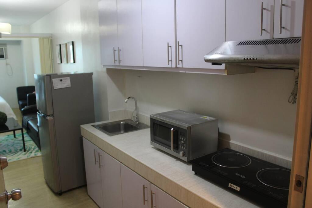 Huge A2J Executive Luxury 1Br Suite Near Abs Cbn, Gma Manila Exteriör bild